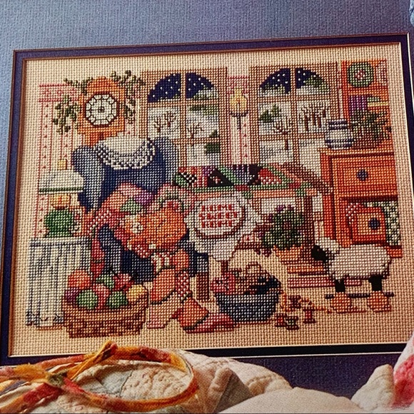 Vintage 1991 Cross-Stitch Collection Keepsake Calendar - Picture 2 of 13
